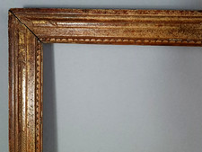 Cadre fin XVIIIe siècle 53x42,5 cm, feuillure: 47x37 cm bois sculpté perlé C616