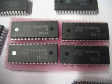 1p  ic TEA5640 C / ci dip TEA5640C  - ST  NEUF Décodeur PAL/SECAM/NTSC 1/2