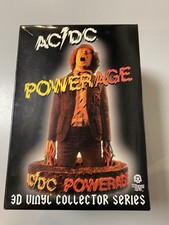 STATUETTE ANGUS YOUNG  AC/DC