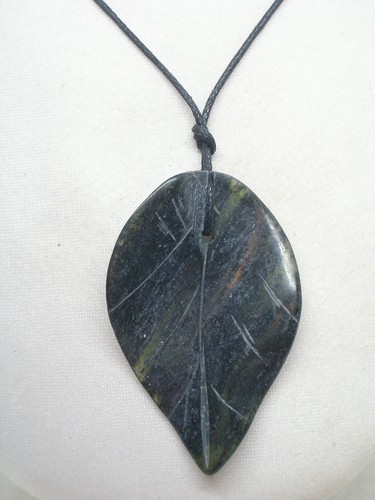 Pendentif jade naturel vert - en,