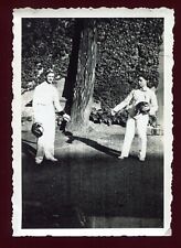 photo ancienne escrime escrimeurs 