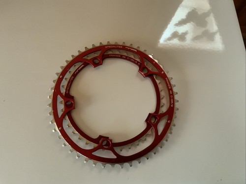 Plateaux rouge 135 - ta,