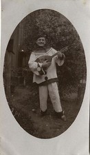PHOTO ANCIENNE - VINTAGE SNAPSHOT - DÉGUISEMENT MUSIQUE PIERROT MANDOLINE DRÔLE