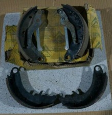 JEU DE MÂCHOIRES DE FREIN