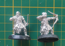 Seigneur des anneaux / lord of the rings :  2 Eclaireurs Uruk-hai avec arc OOP