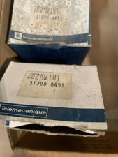 5 x ZB2-MW101 SCHNEIDER