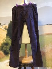 Pantalon velours côtelé violet BASH taille L ou 40 en bon état.