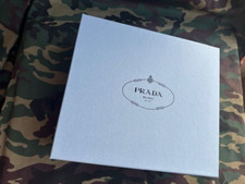 PRADA  Boîte Bleu Clair