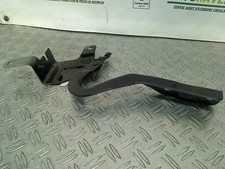 CHARNIERE DE CAPOT DROIT