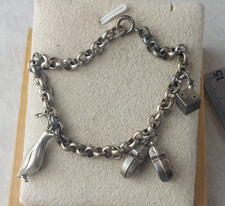 Ancien bracelet avec charms