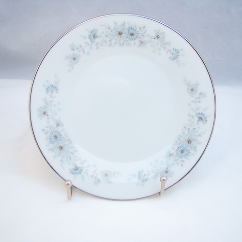 Noritake inverness 6716 lot - 6716,