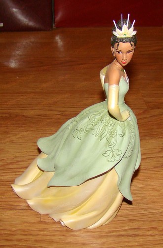 Disney showcase couture de - disney,