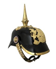Casque allemand à pointes