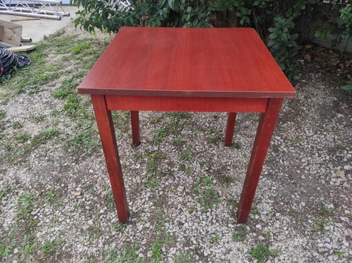 Table bois carré - carré, marron