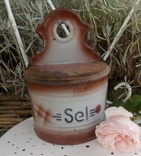 ANCIENNE BOITE A SEL EMAILLEE 