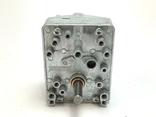 828025     - CROUZET -    828025                   Moteur           OCCASION