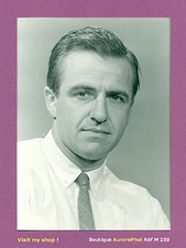 PHOTO DE PRESSE : LUC RIVET