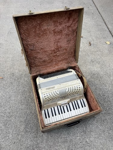Enrico roselli piano accordion - enrico,