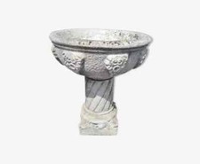 vase medicis en pierre