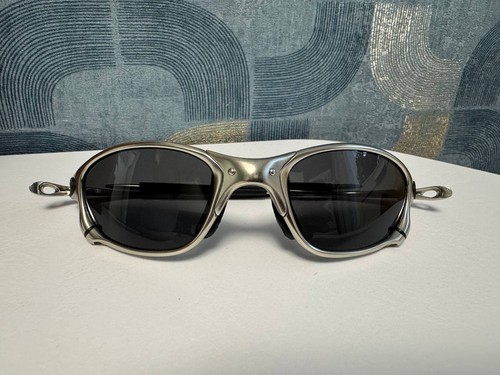 Vintage oakley new - oakley,