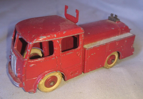 Ancienne camion pompier dinky - camion,