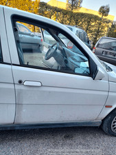 96505574 Vieille porte. Droite