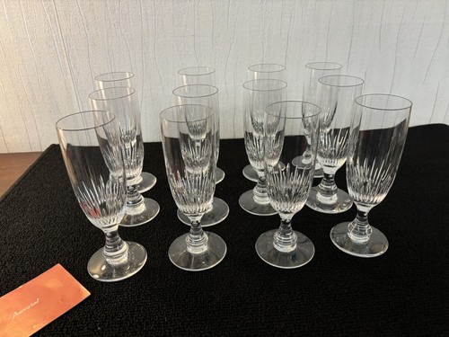 Champagne flutes model - 6,