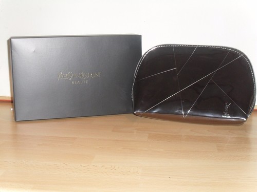 Trousse moyen modele yves - modele,