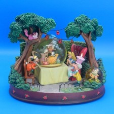 Walt disney snow globe alice - snow,