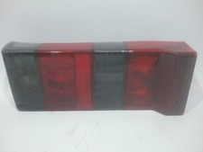 0042219 feu arrière gauche