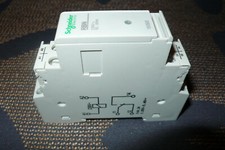 Contacteur 15393 schneider - contacteur,