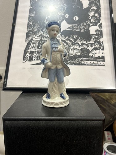 Vintage porcelain colonial - vintage,