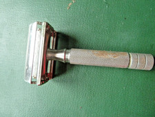 rasoir mecanique Gilette made