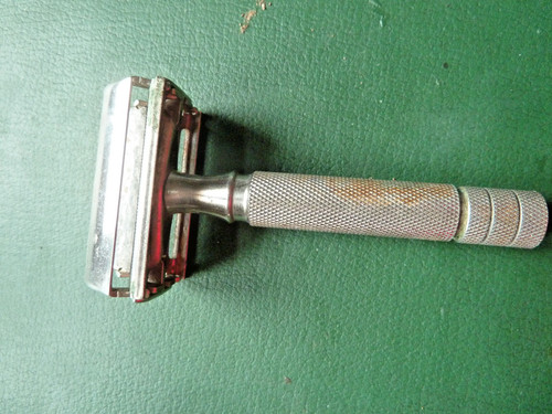 Rasoir mecanique gilette - rasoir,
