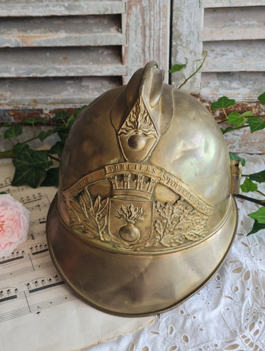 Ancien casque pompier - ancien, de