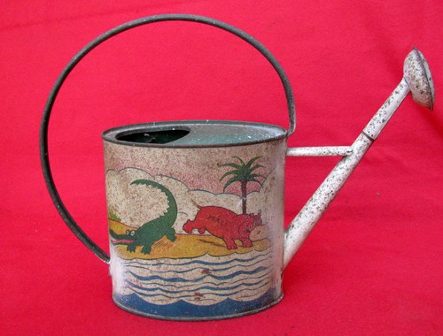 Jouet ancien arrosoir tole - ,