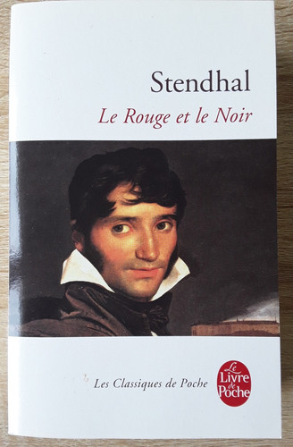 Livre rouge le noir - et,