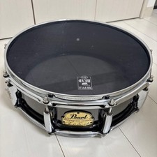 Caisse claire noire Pearl Chad