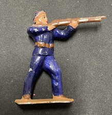 SOLDAT MARIN FUSIL EN JOUE