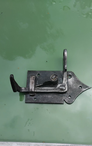 Loquet poucier fer - poucier,