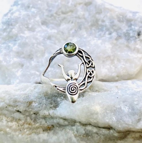 Bague peridot naturelle - naturelle, argent