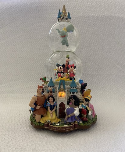 Vtg disney world - world, character