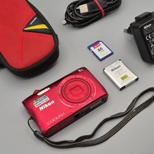 Nikon CoolPix S3700 20,1Mp 8x