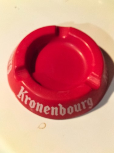 Cendrier publicitaire rouge - publicitaire,