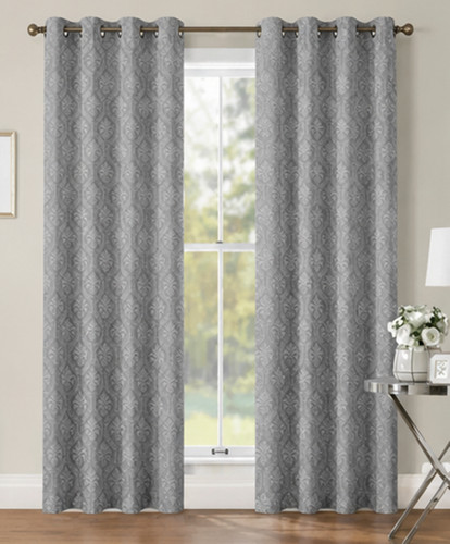 Rideaux gris faits à la main