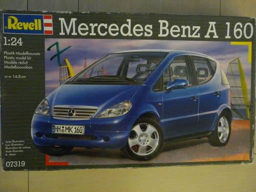 Maquette voiture revell - 1/24,