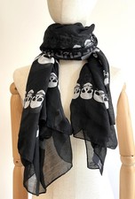 Foulard Zadig et Voltaire noir et blanc motif tête de mort