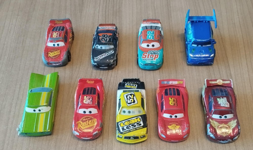 Lot voitures mattel disney - lot,