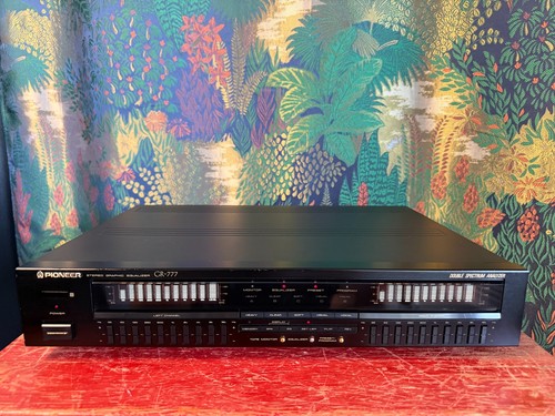 Pioneer 777 stereo graphic - gr-777,