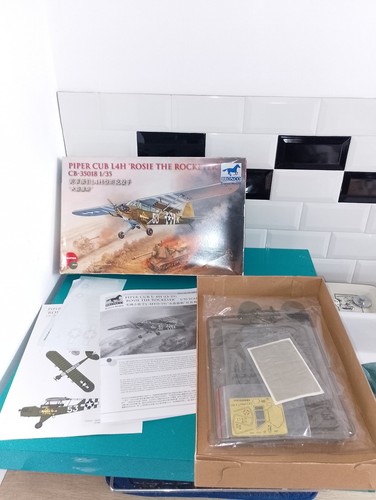 0104 maquette avion 35 - 0104,